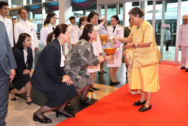 งานตรานกยูงพระราชทาน