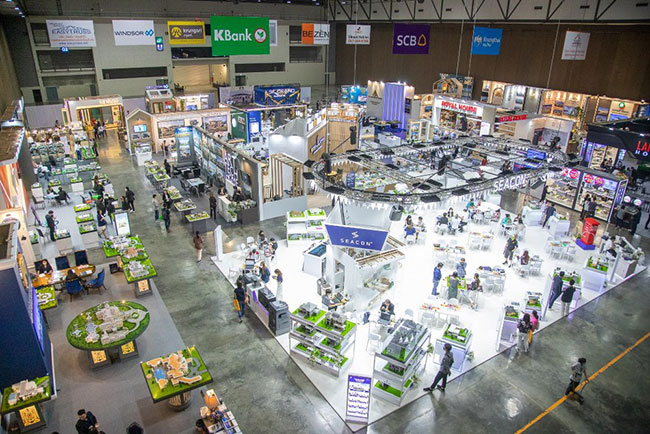 The Opening Ceremony of Home Building and Material Focus