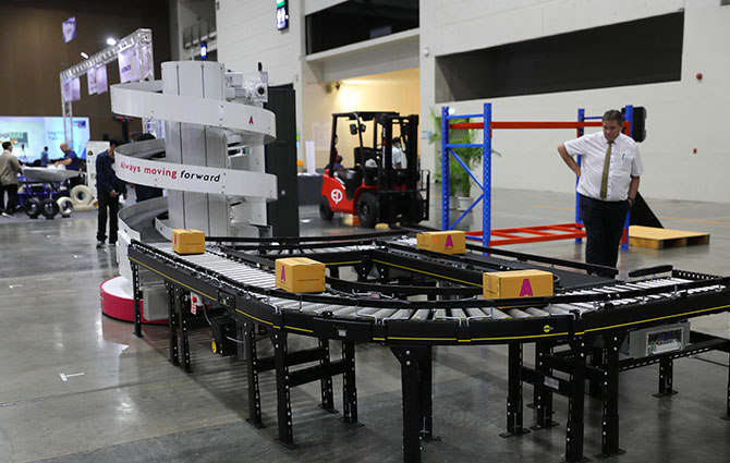 Compelling Thai Trade Exhibition to the international level,expanding the event area to accommodate Thai-International entrepreneurs at IMPACT Muang Thong Thani.